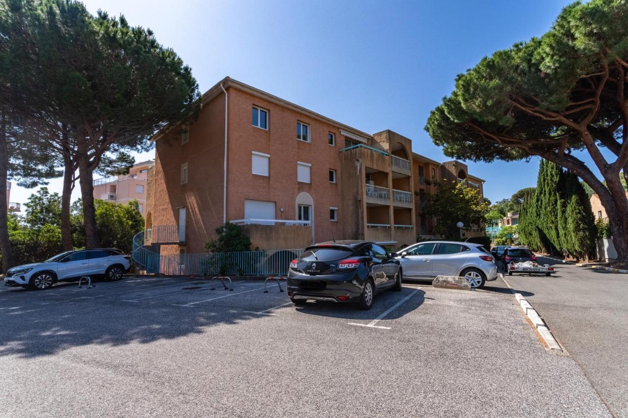 La Castillane - Appt Avec Piscine Partagee Cavalaire-sur-Mer Buitenkant foto